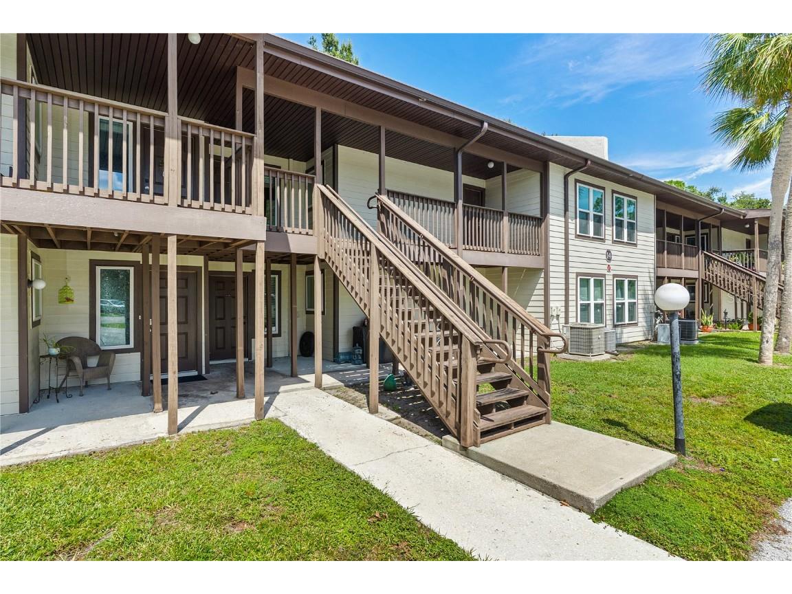 14202 Sandalwood Drive #202 Wildwood FL 34785 G5101963 image2