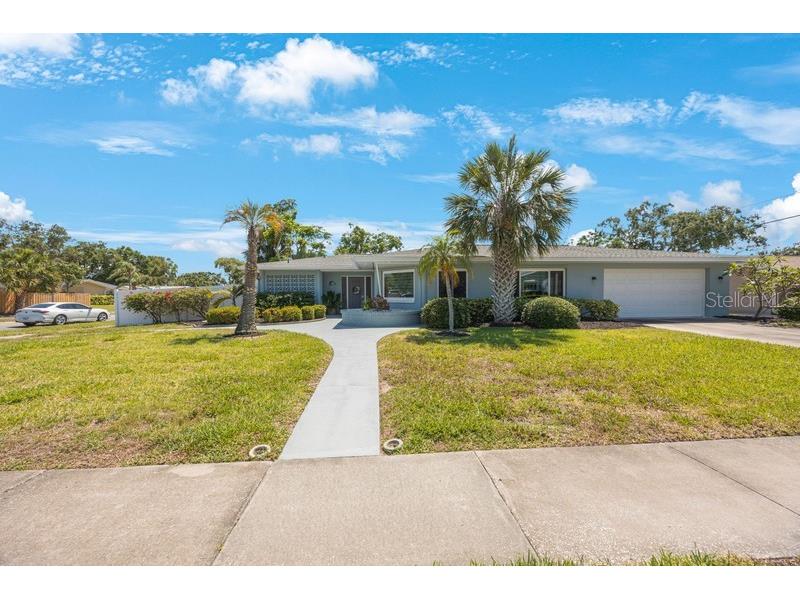 14204 Yacht Club Boulevard Seminole FL 33776 TB8385888 image1