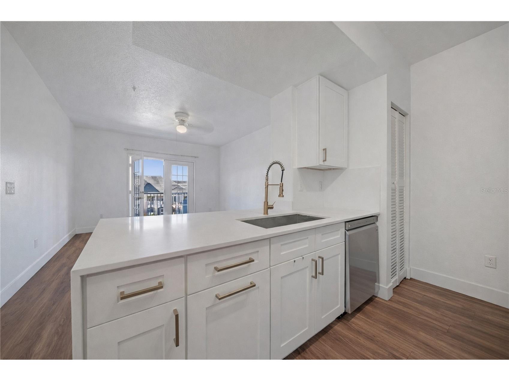 14205 Falls Church Drive #2005 Orlando FL 32837 O6377869 image3