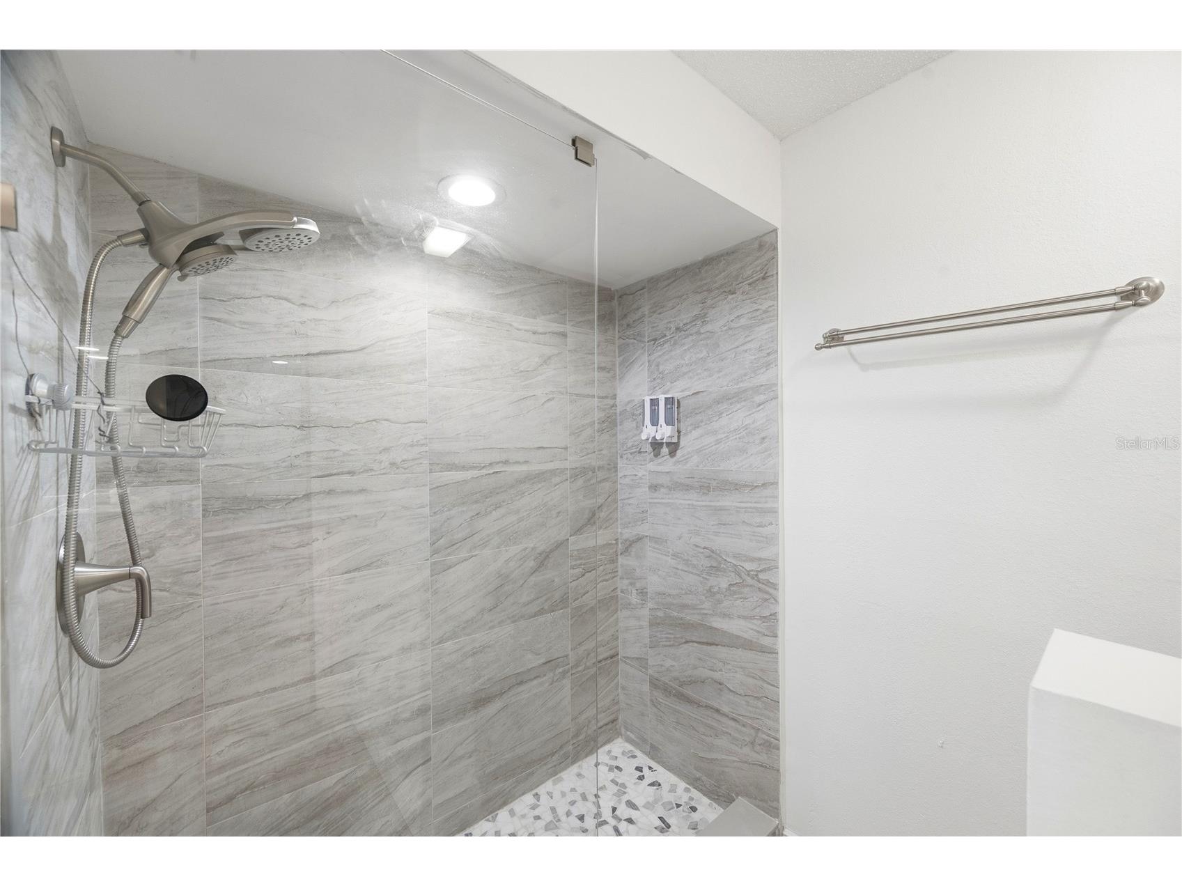 14207 Ashburn Place Tampa FL 33624 TB8517885 image35