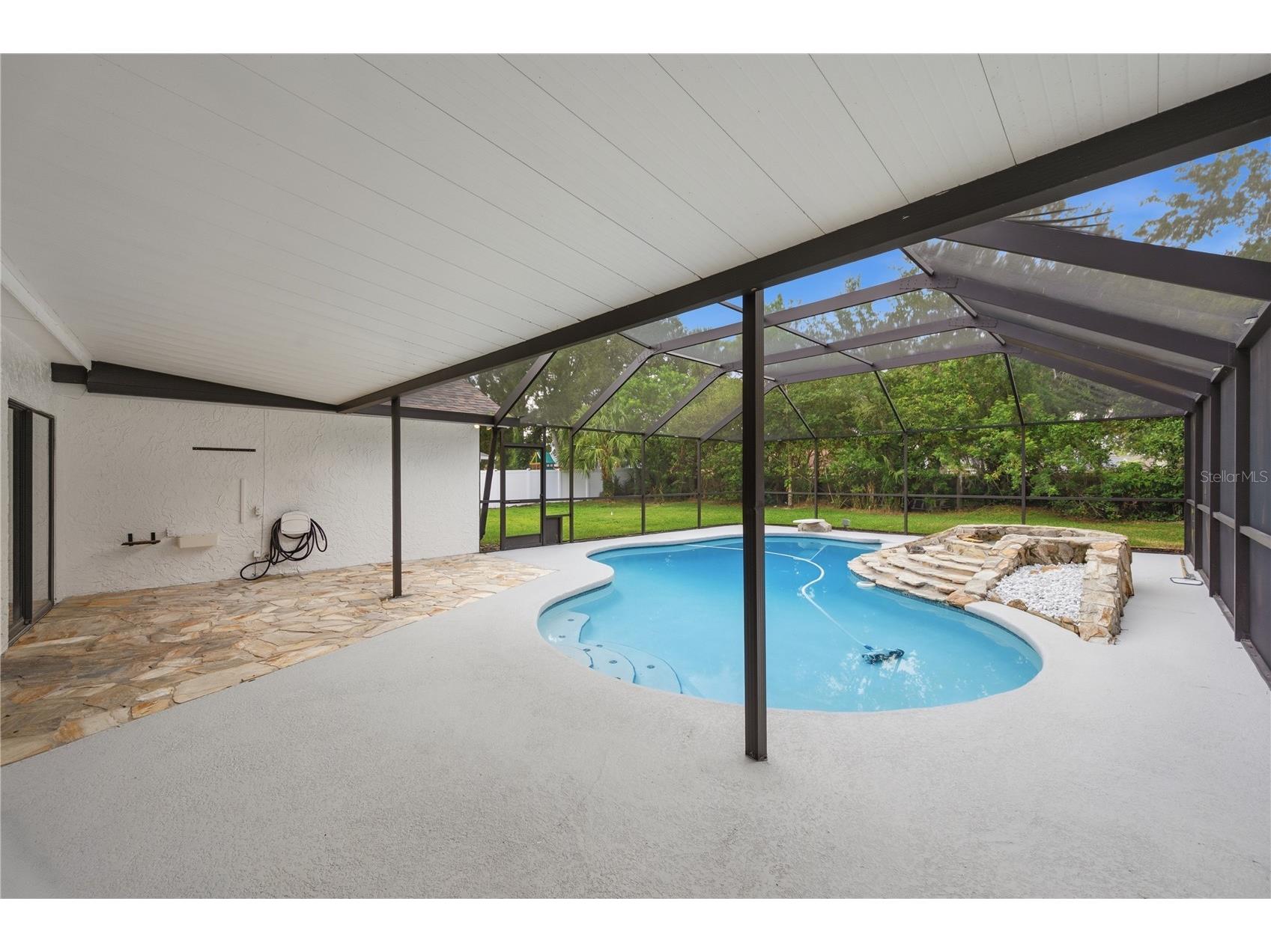 14207 Ashburn Place Tampa FL 33624 TB8517885 image8