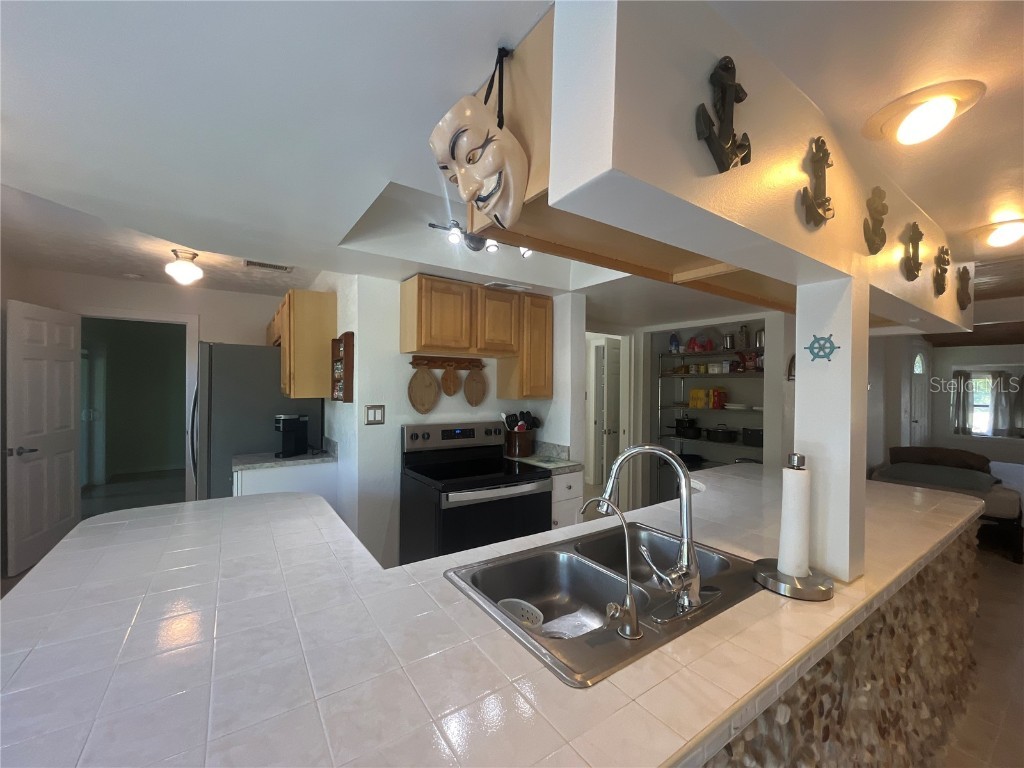 14208 Shiloh Court Hudson FL 34667 W7880792 image9