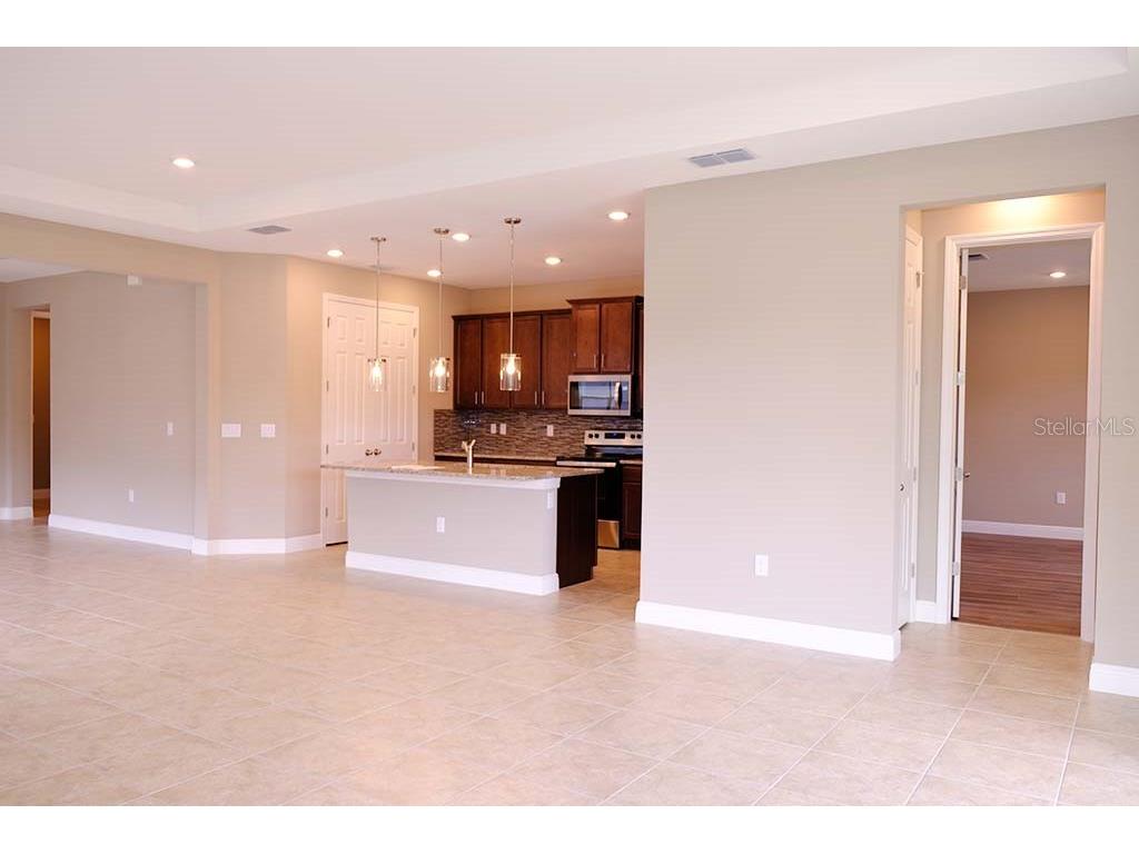 14209 57th Place E Bradenton FL 34211 A4671502 image8