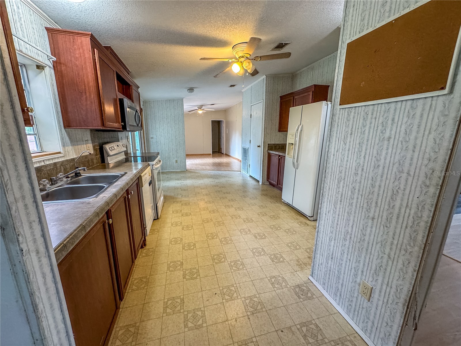 14209 Tayco Drive Weeki Wachee FL 34614 W7886066 image5