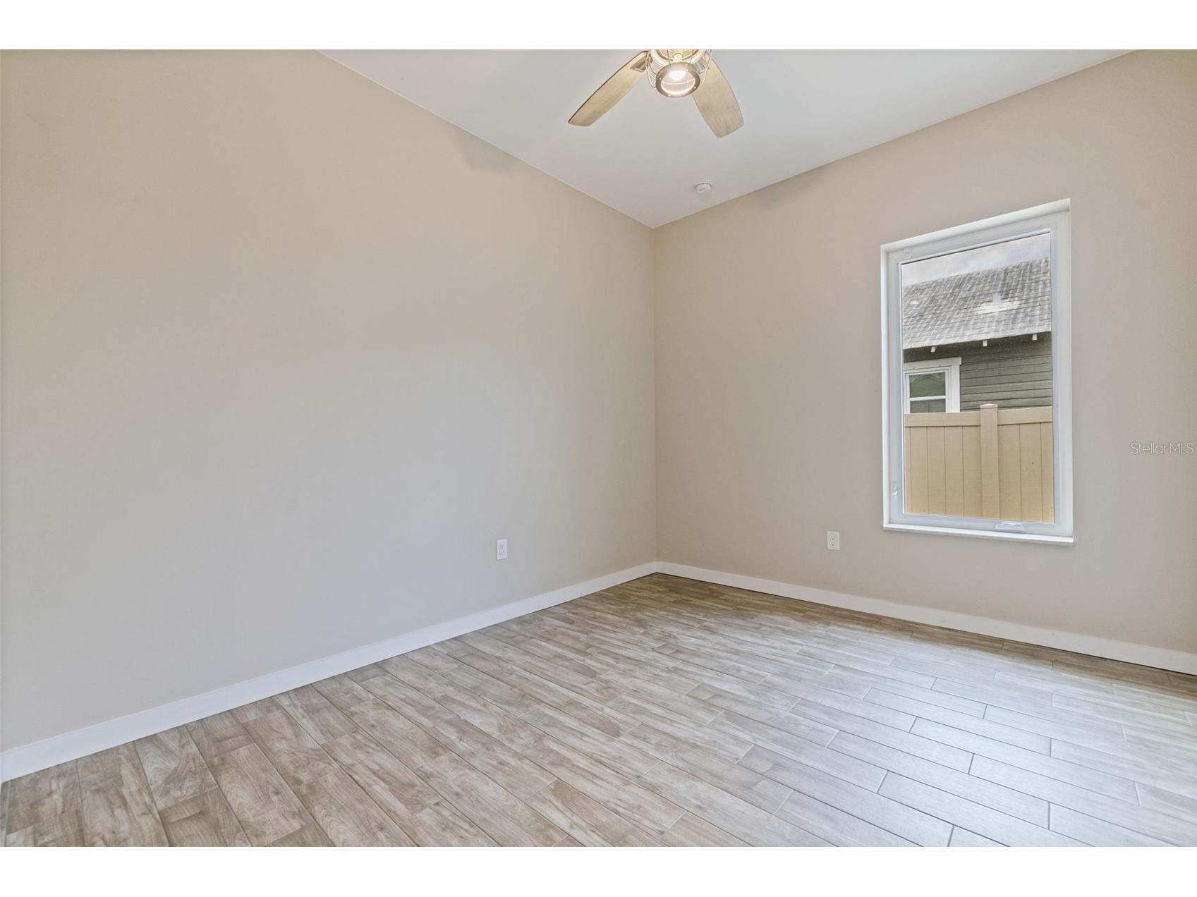 1421 14th Street N Saint Petersburg FL 33704 A4696379 image26