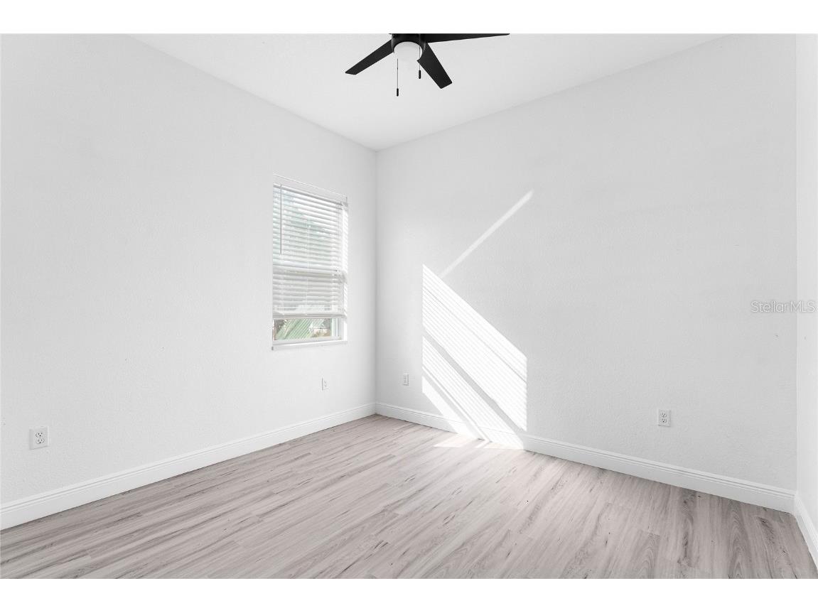 1421 35th Street S Saint Petersburg FL 33711 TB8454650 image15