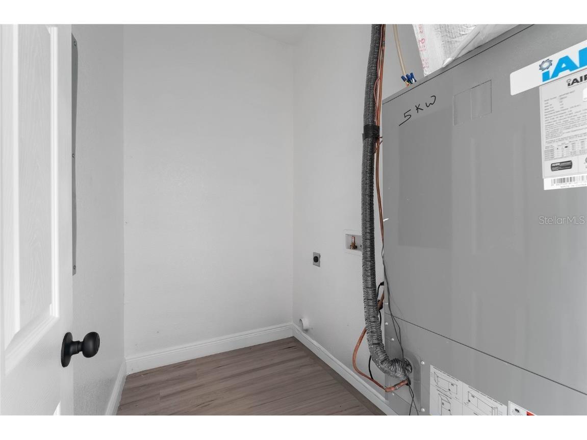 1421 35th Street S Saint Petersburg FL 33711 TB8454650 image19