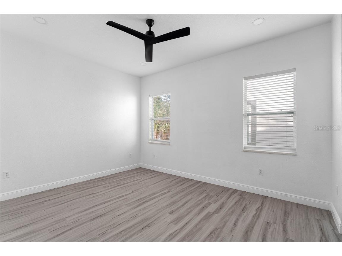 1421 35th Street S Saint Petersburg FL 33711 TB8454650 image20