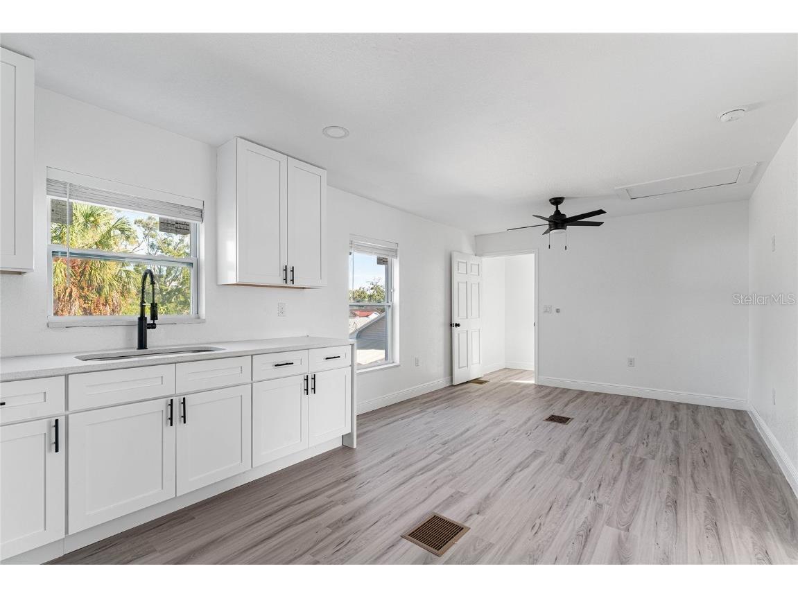 1421 35th Street S Saint Petersburg FL 33711 TB8454650 image33