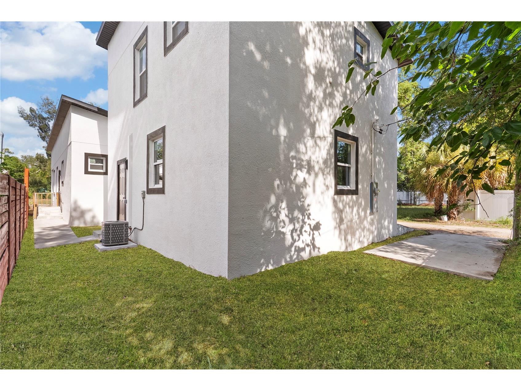 1421 35th Street S Saint Petersburg FL 33711 TB8518132 image4