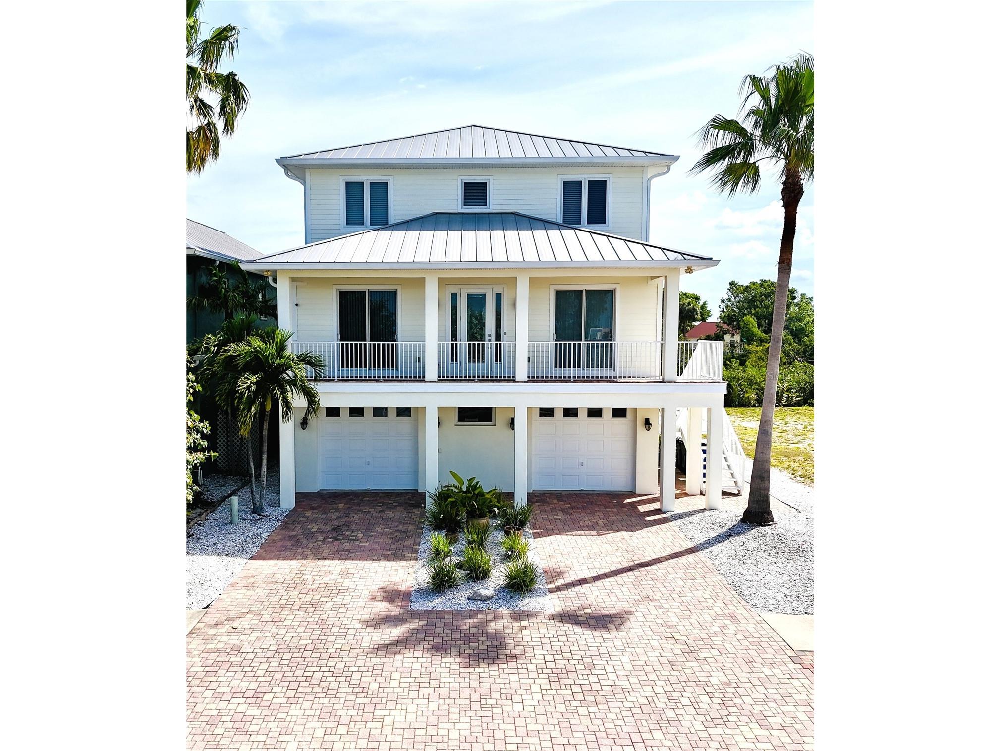 1421 Apollo Beach Boulevard Apollo Beach FL 33572 W7872250 image1