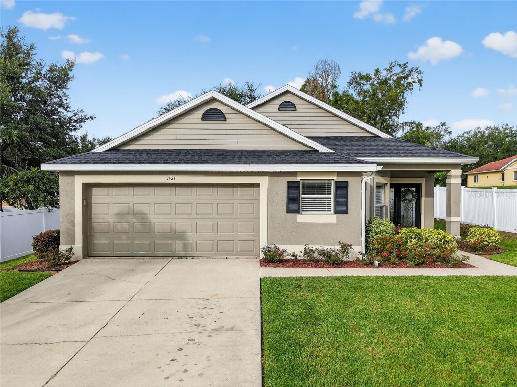 1421 Kellogg Drive Tavares FL 32778 - LAKE SAUNDERS G5102102 image1