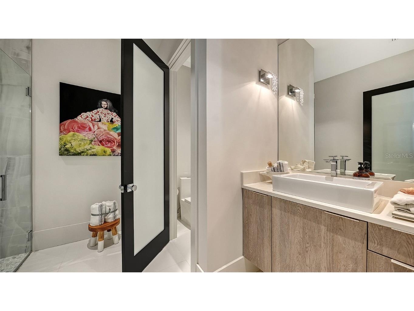 1421 N Lake Shore Drive Sarasota FL 34231 A4674749 image18