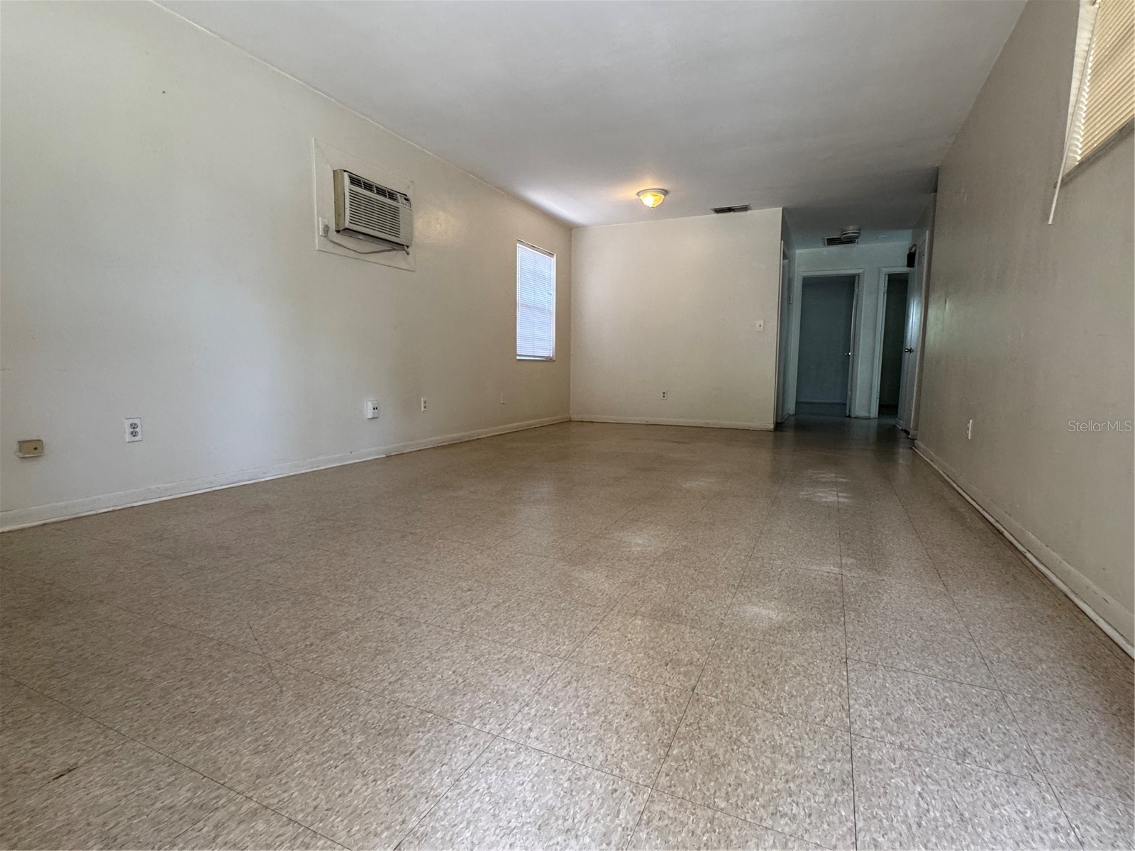1421 Noble Place Orlando FL 32801 S5153742 image4