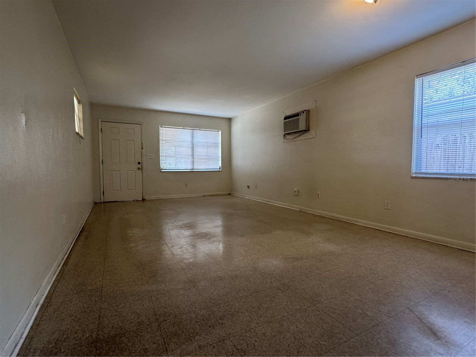1421 Noble Place Orlando FL 32801 S5153742 image5
