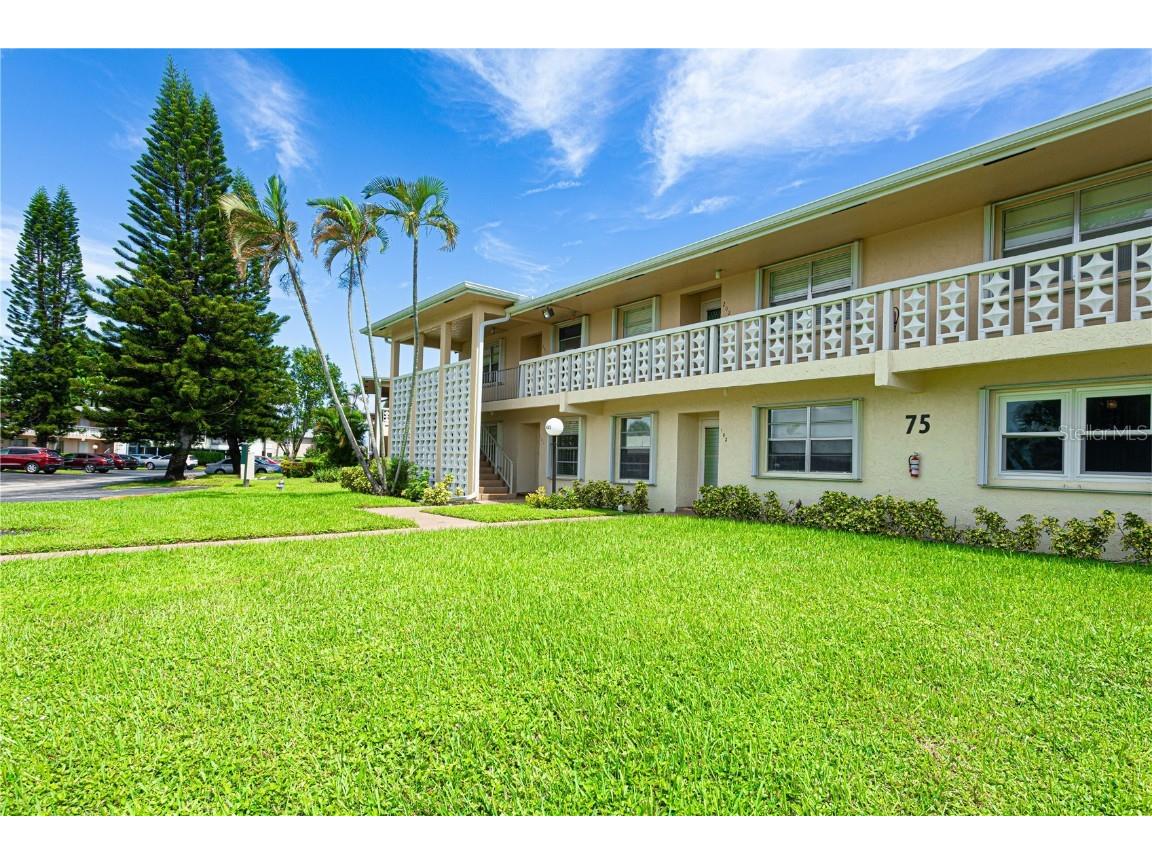 1421 NW 19th Terrace #102 Delray Beach FL 33445 O6350671 image2