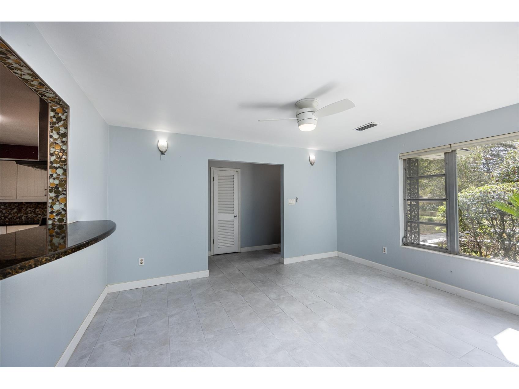 1421 NW 30th Street Gainesville FL 32605 GC538567 image29