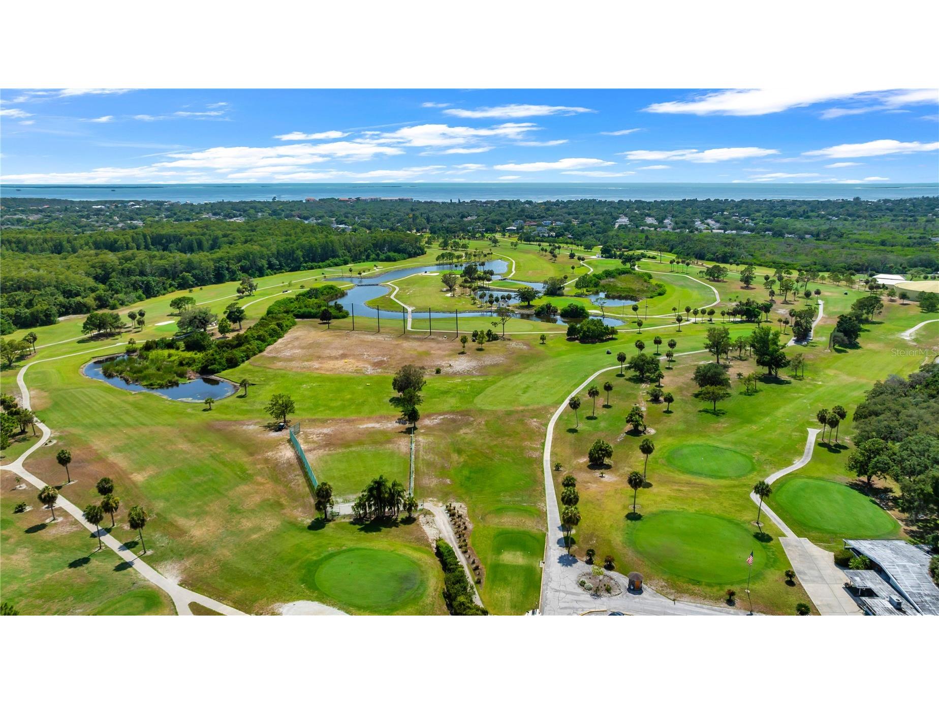 1421 Ridge Terrace Tarpon Springs FL 34689 W7887155 image36