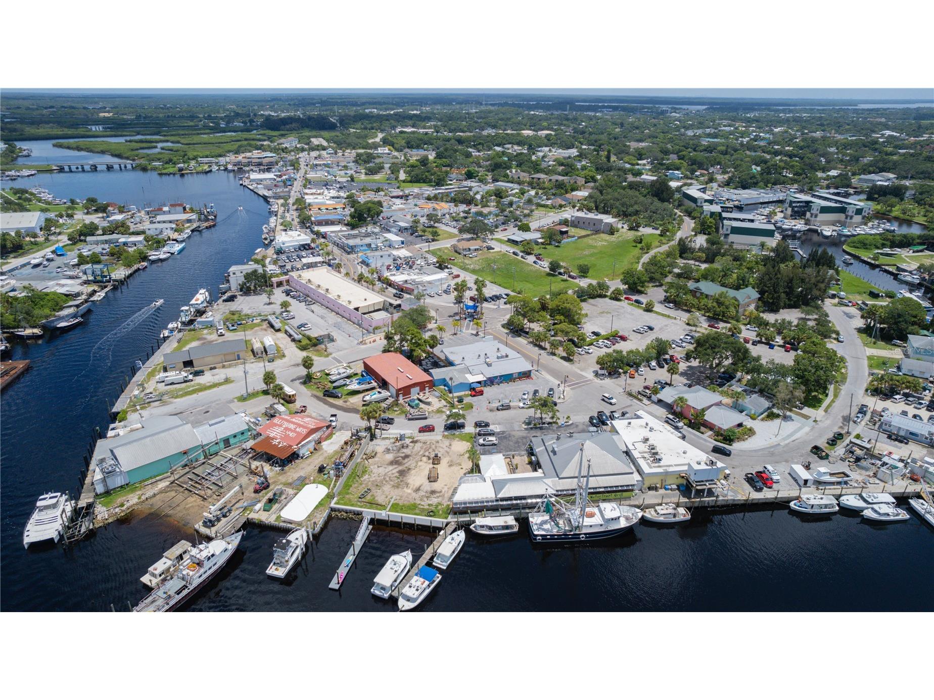 1421 Ridge Terrace Tarpon Springs FL 34689 W7887155 image42
