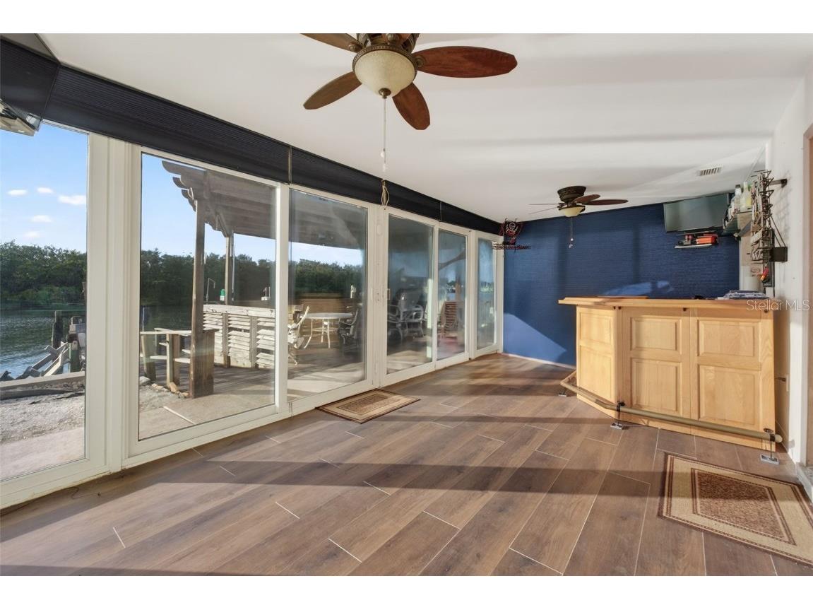 1421 Sea Gull Drive S Saint Petersburg FL 33707 TB8453724 image11