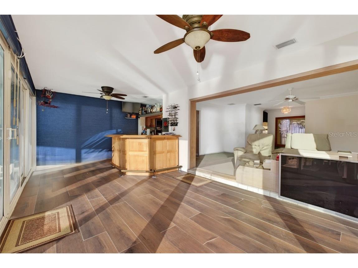 1421 Sea Gull Drive S Saint Petersburg FL 33707 TB8453724 image14