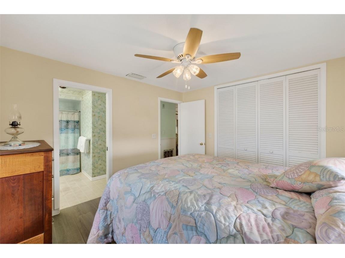 1421 Sea Gull Drive S Saint Petersburg FL 33707 TB8453724 image25