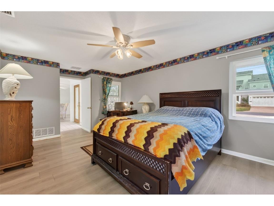 1421 Sea Gull Drive S Saint Petersburg FL 33707 TB8453724 image31