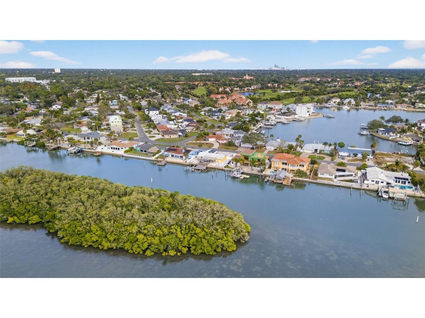 1421 Sea Gull Drive S Saint Petersburg FL 33707 TB8453724 image80