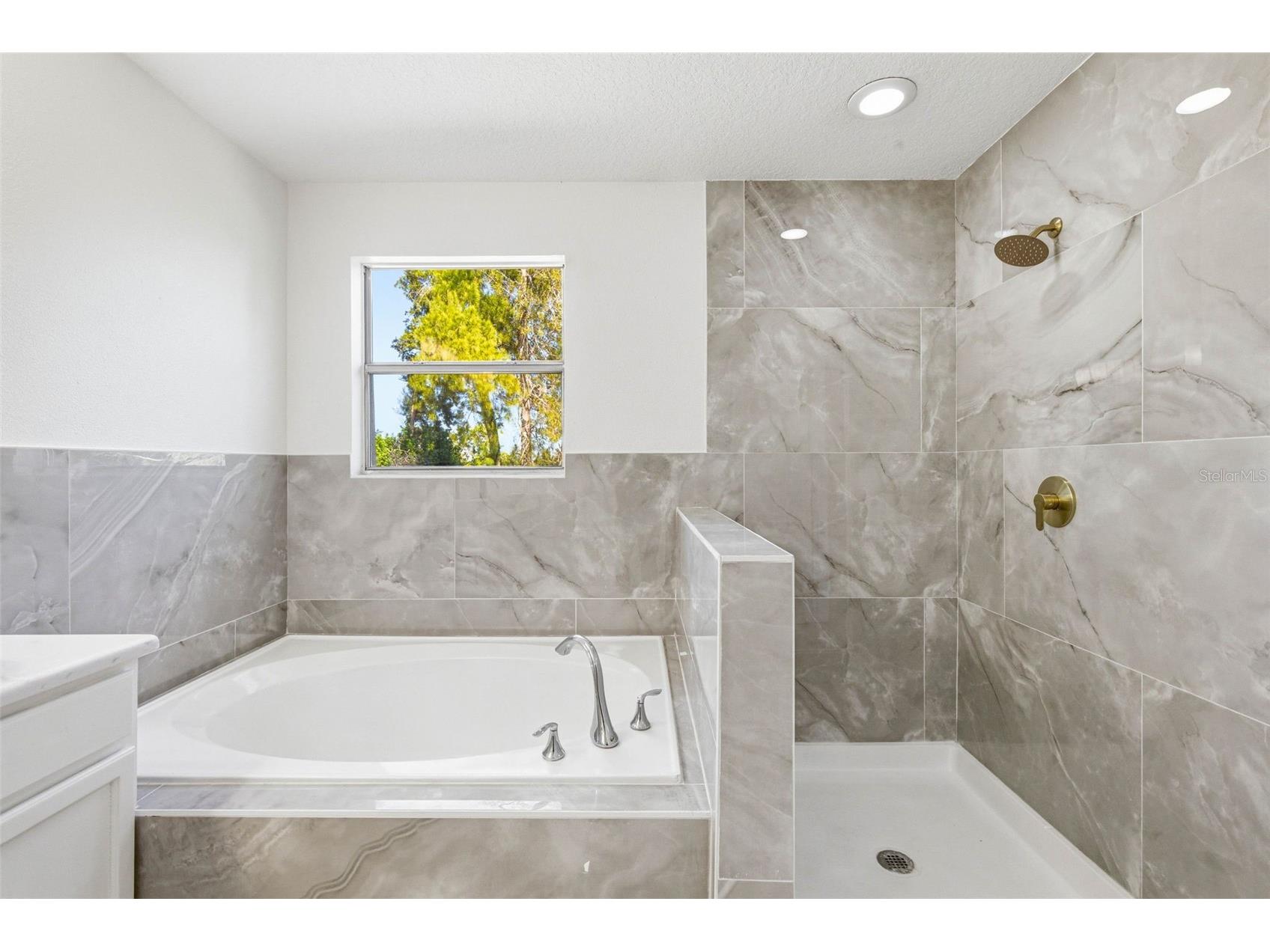 1421 Tahoe Springs Court Ruskin FL 33570 TB8472564 image30