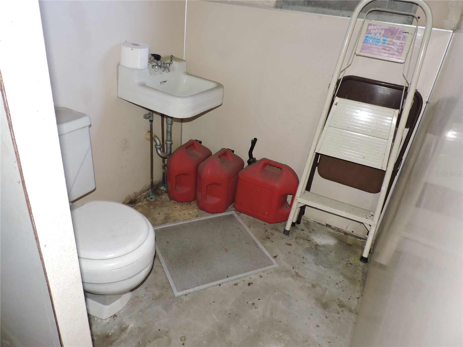 14213 Reese Drive Lake Wales FL 33898 - KISSIMMEE RIVER K4903387 image33