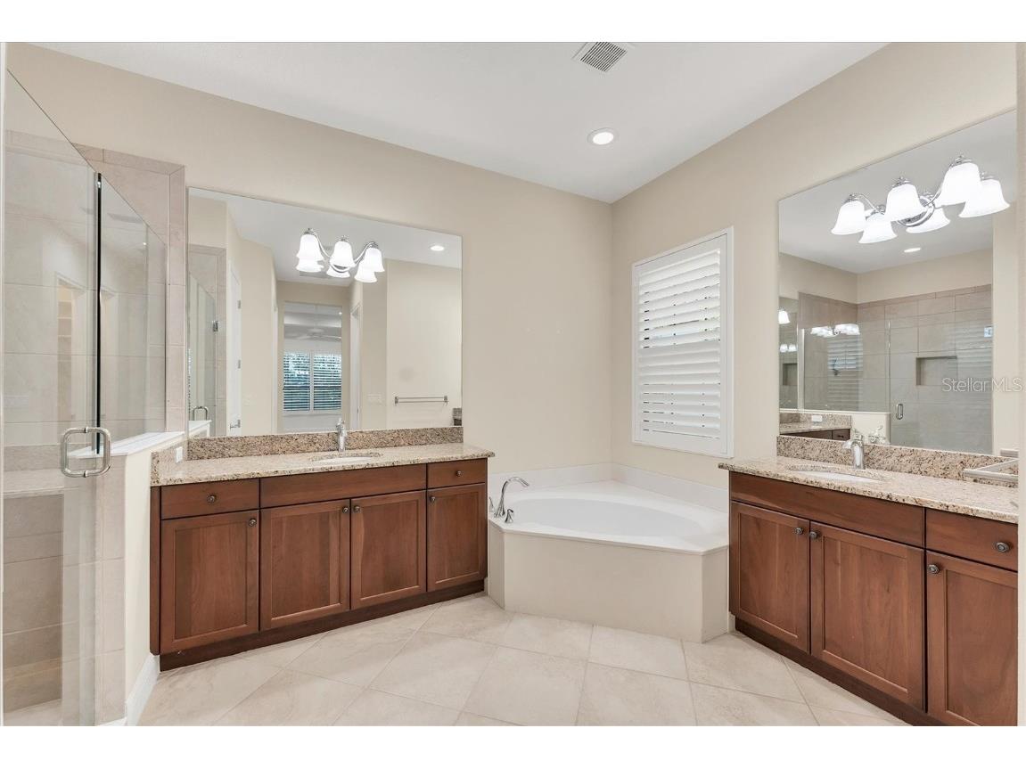 14215 Kinglet Terrace Lakewood Ranch FL 34202 A4666121 image40