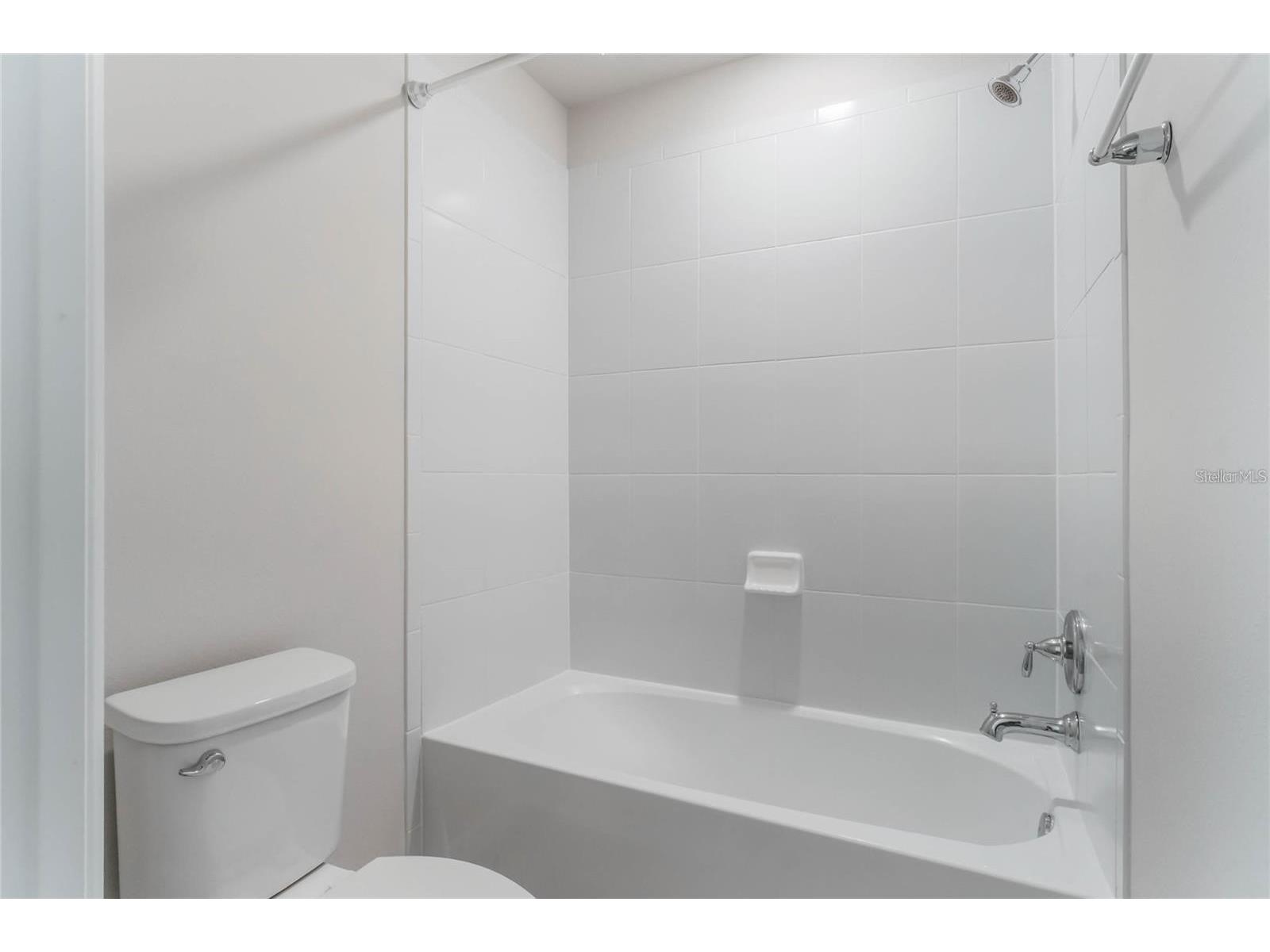 14218 Lanikai Beach Drive Orlando FL 32827 O6394586 image19