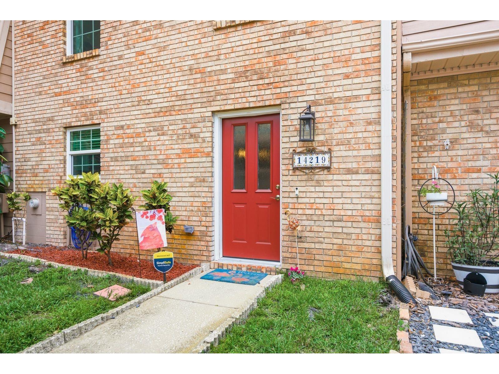 14219 Wellesley Drive Tampa FL 33624 TB8510869 image1