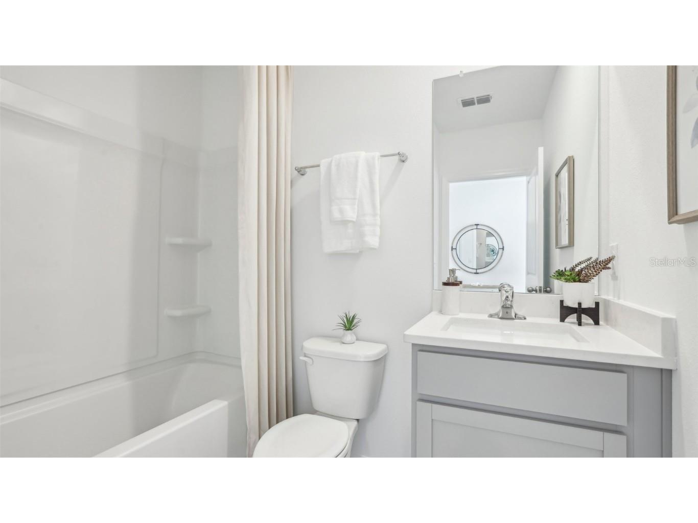 1422 16th Avenue SE Ruskin FL 33570 TB8446344 image5