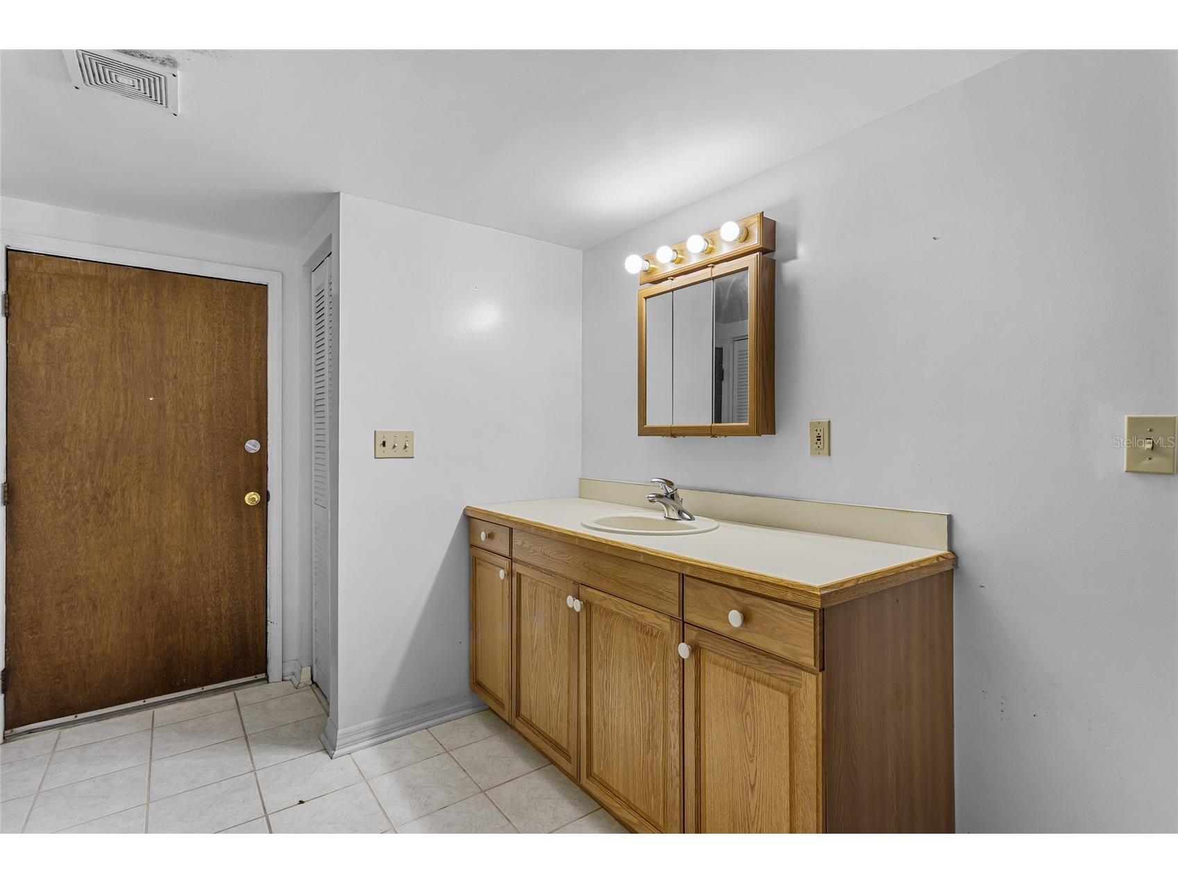 1422 E 8th Avenue Mount Dora FL 32757 O6334659 image48