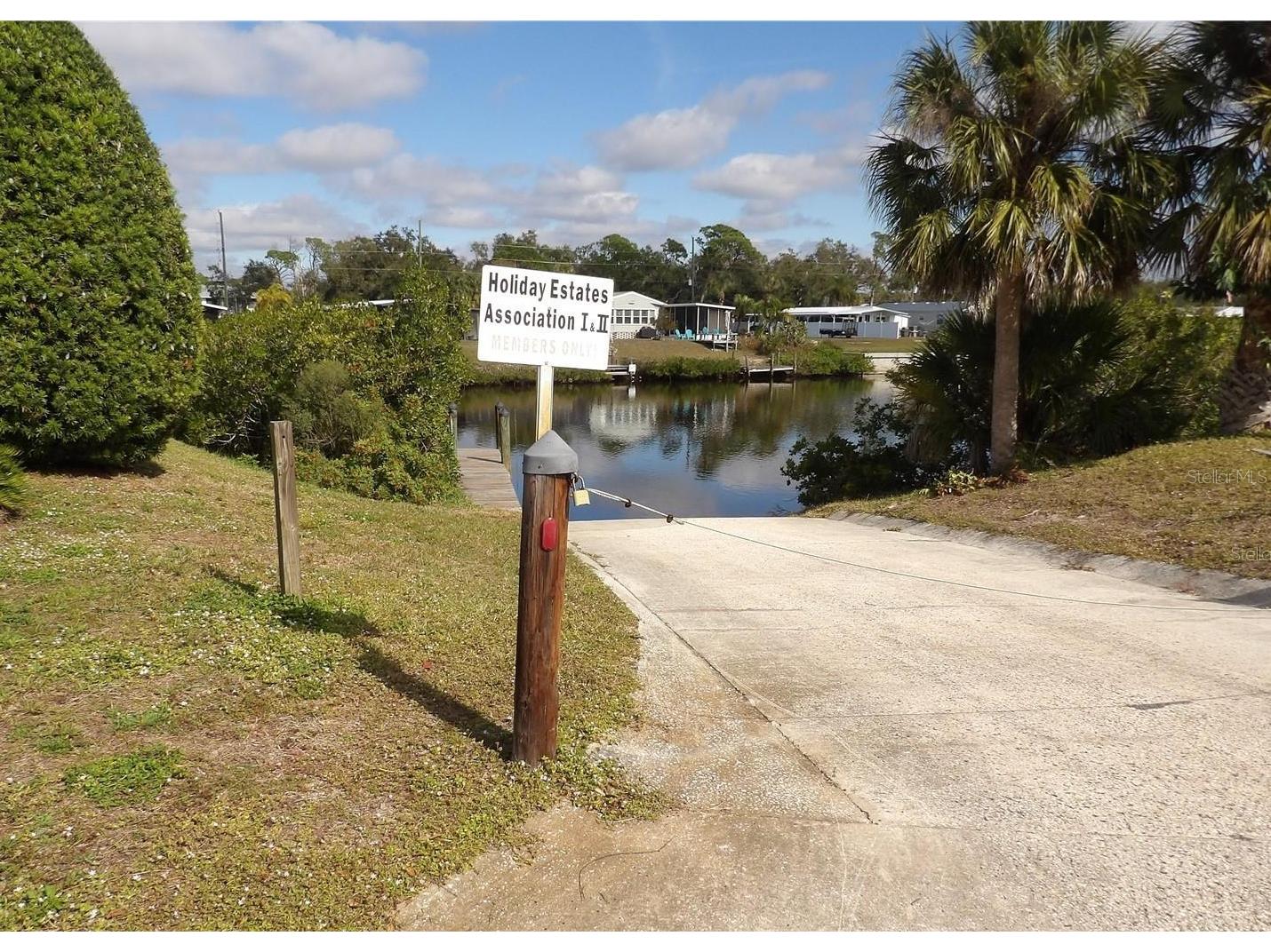 1422 Flamingo Drive Englewood FL 34224 D6145842 image3