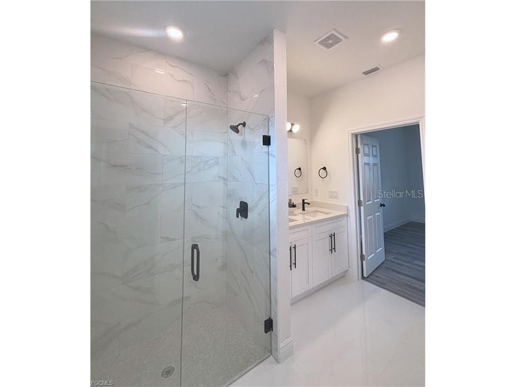 1422 Highland Avenue Lehigh Acres FL 33972 A4686392 image11