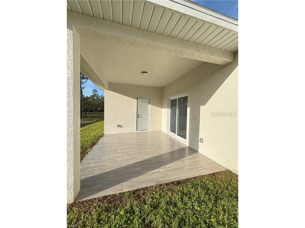 1422 Highland Avenue Lehigh Acres FL 33972 A4686392 image3
