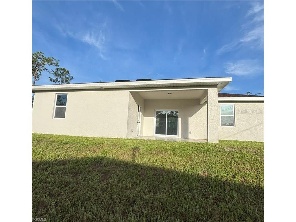 1422 Highland Avenue Lehigh Acres FL 33972 A4686392 image4