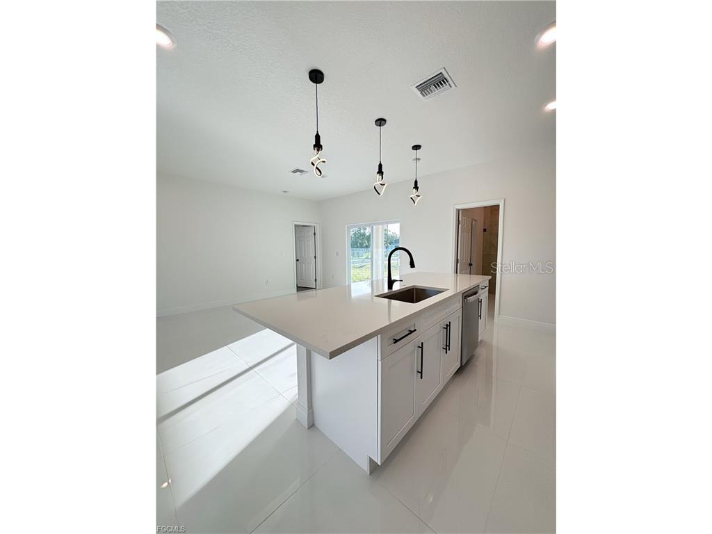 1422 Highland Avenue Lehigh Acres FL 33972 A4686392 image7