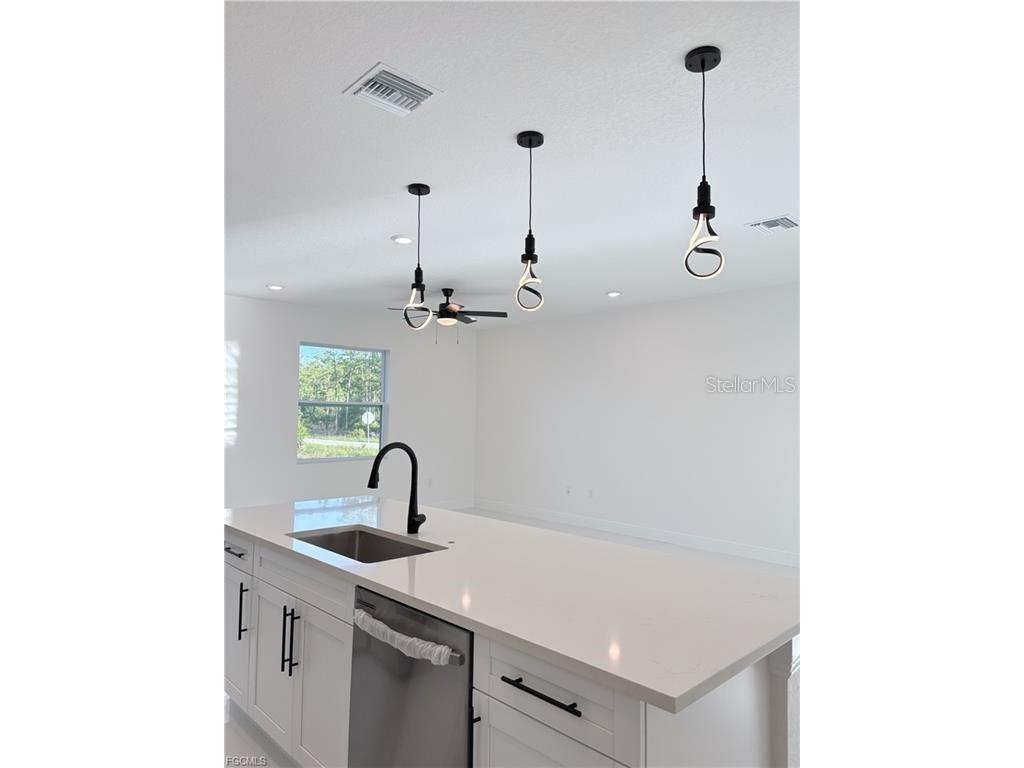 1422 Highland Avenue Lehigh Acres FL 33972 A4686392 image9