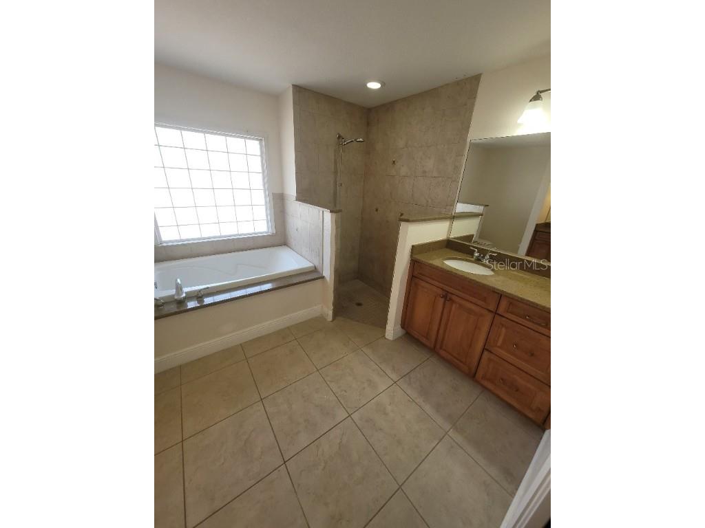 1422 Jakway Road North Port FL 34288 A4653759 image16