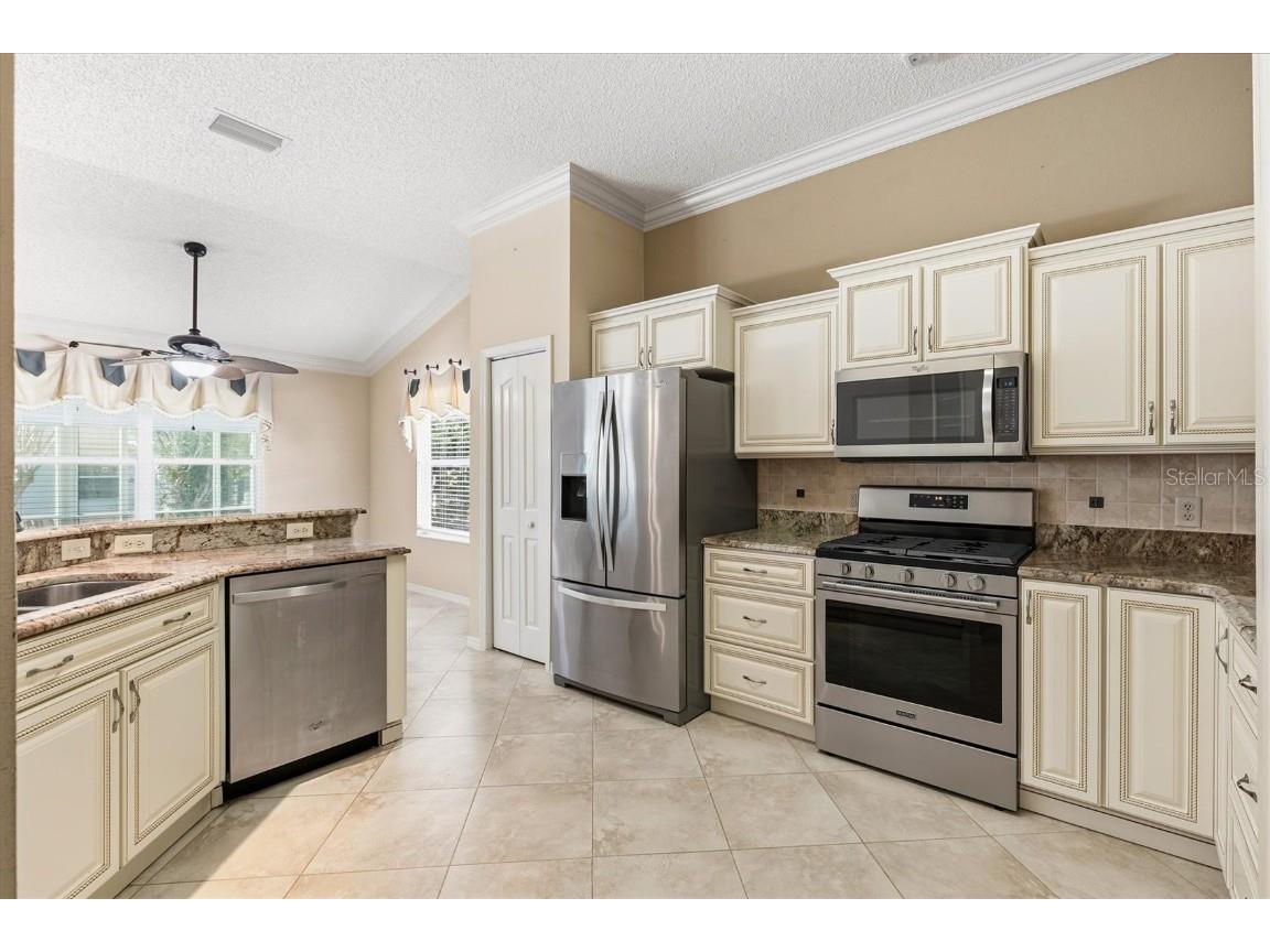 1422 Segovia Place The Villages FL 32162 G5104028 image13