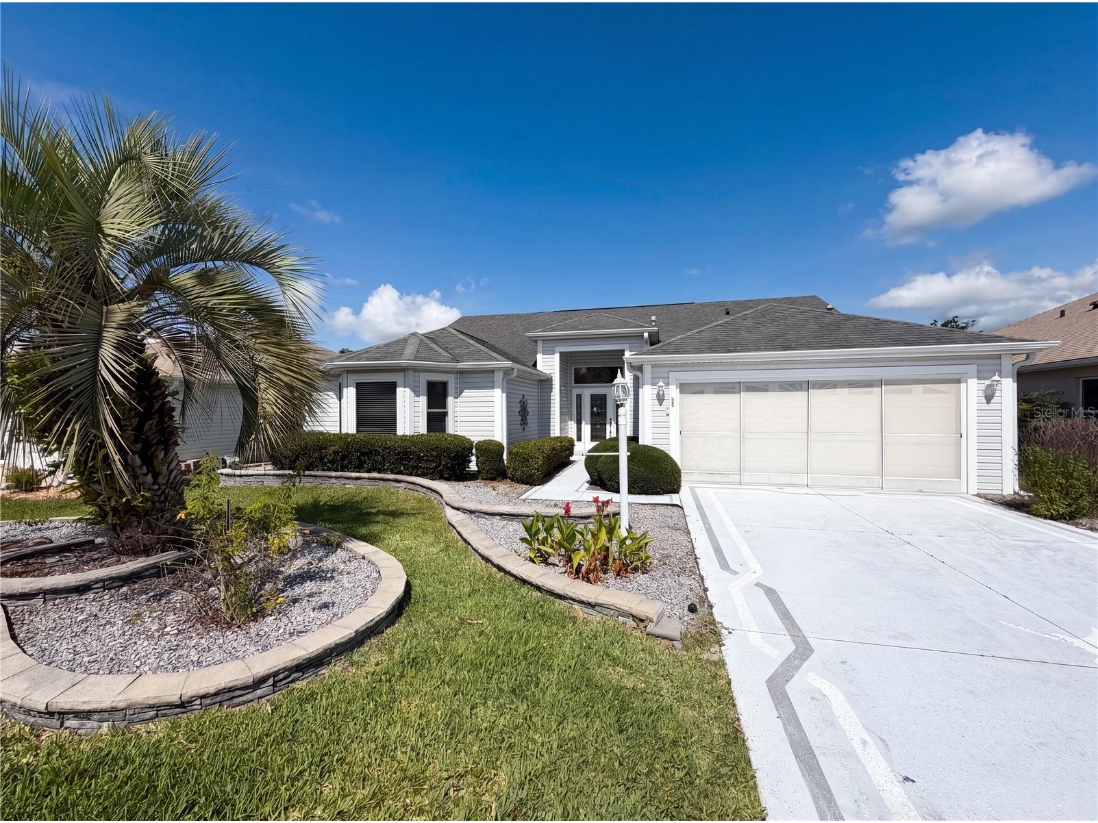 1422 Segovia Place The Villages FL 32162 O6418719 image1