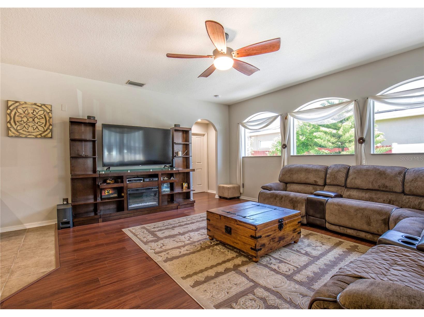 1422 Tawnyberry Court Trinity FL 34655 TB8486905 image8
