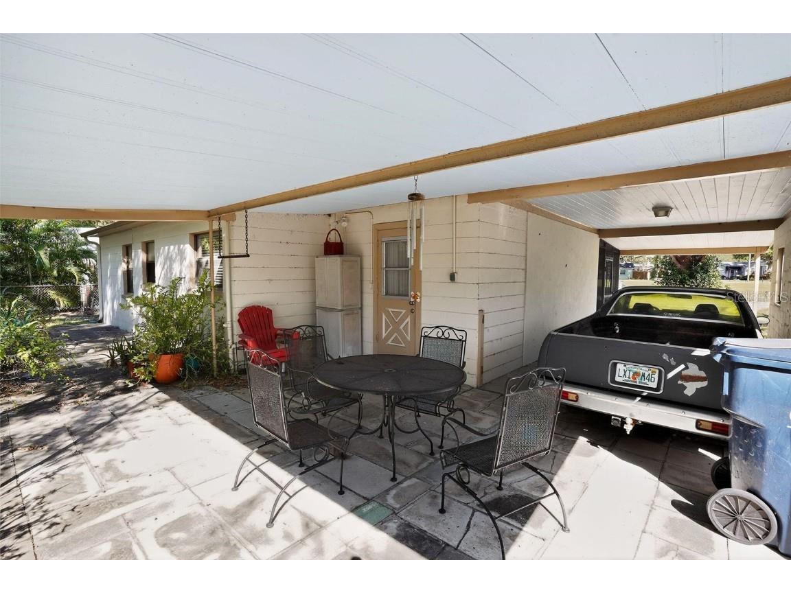 1422 W Bogie Drive Tampa FL 33612 O6354163 image2