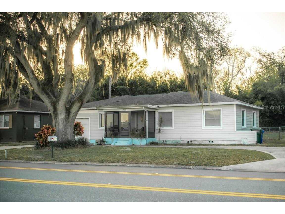 1422 W Lake Parker Drive Lakeland FL 33805 - LAKE PARKER P4929498 image1