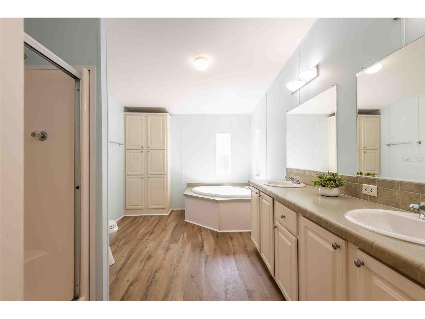 14221 Hurricane Drive Weeki Wachee FL 34614 TB8509527 image30