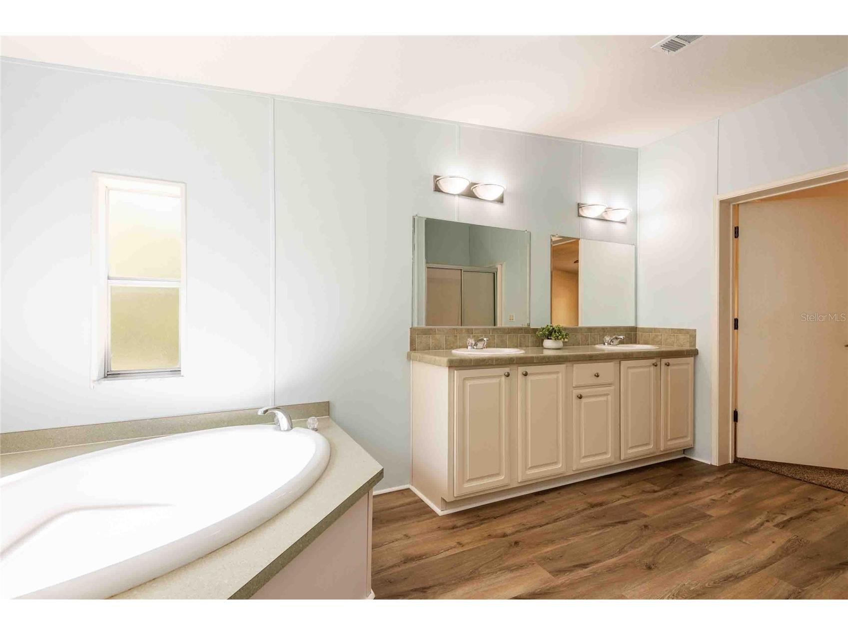 14221 Hurricane Drive Weeki Wachee FL 34614 TB8509527 image32