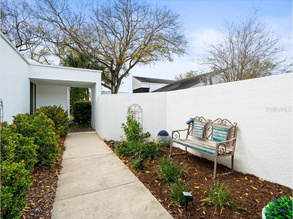 14222 Cypress Terrace #14222 Tampa FL 33618 T3504594 image1